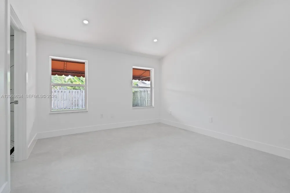 21505 SW 89th Path Cutler Bay, FL 33189