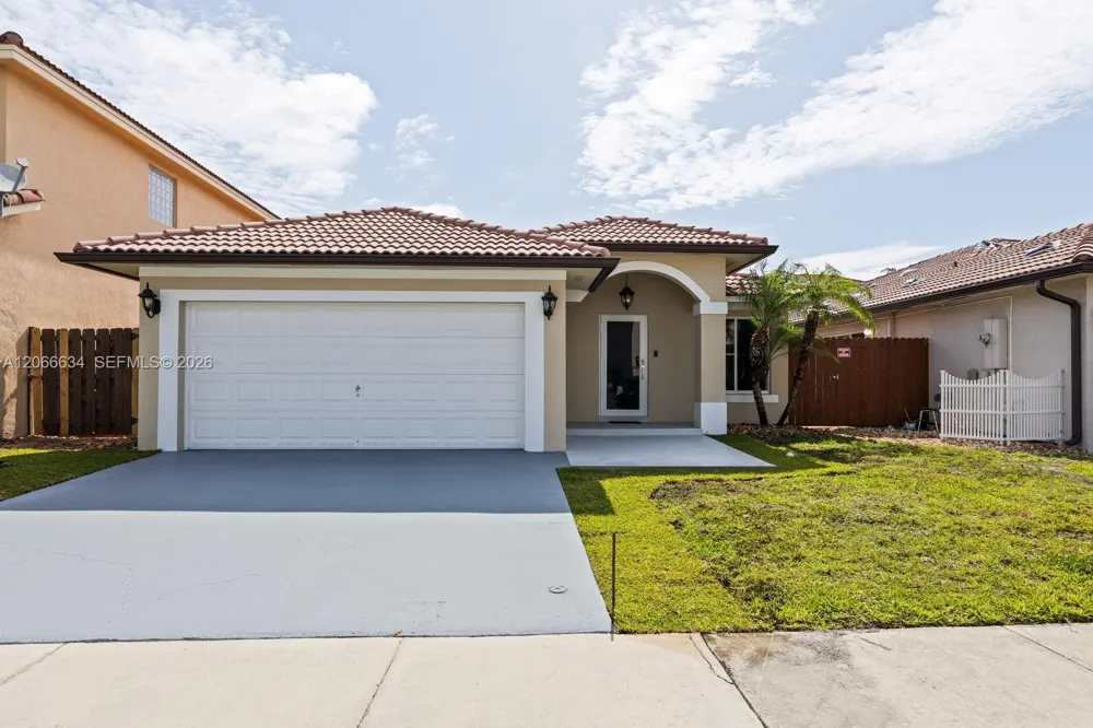 21505 SW 89th Path Cutler Bay, FL 33189
