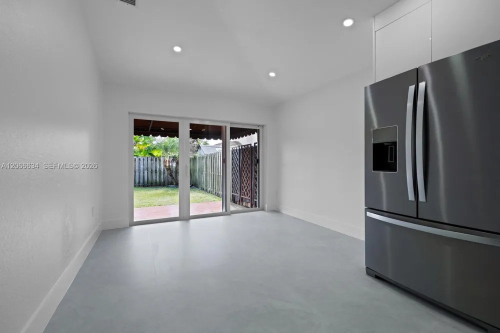 21505 SW 89th Path Cutler Bay, FL 33189