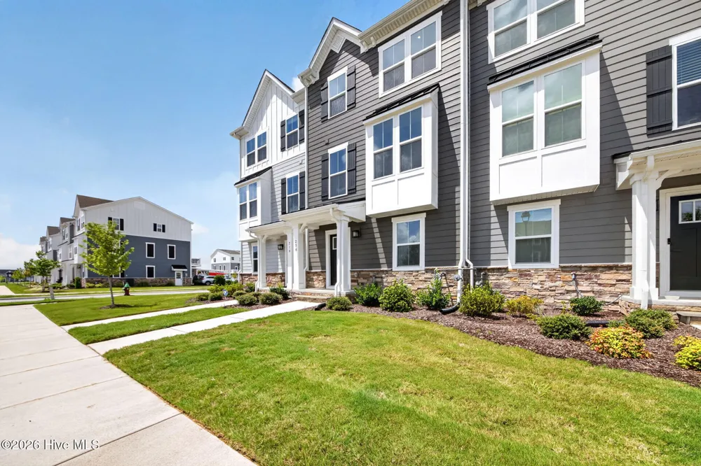 208 Fost Boulevard Moyock, NC 27958