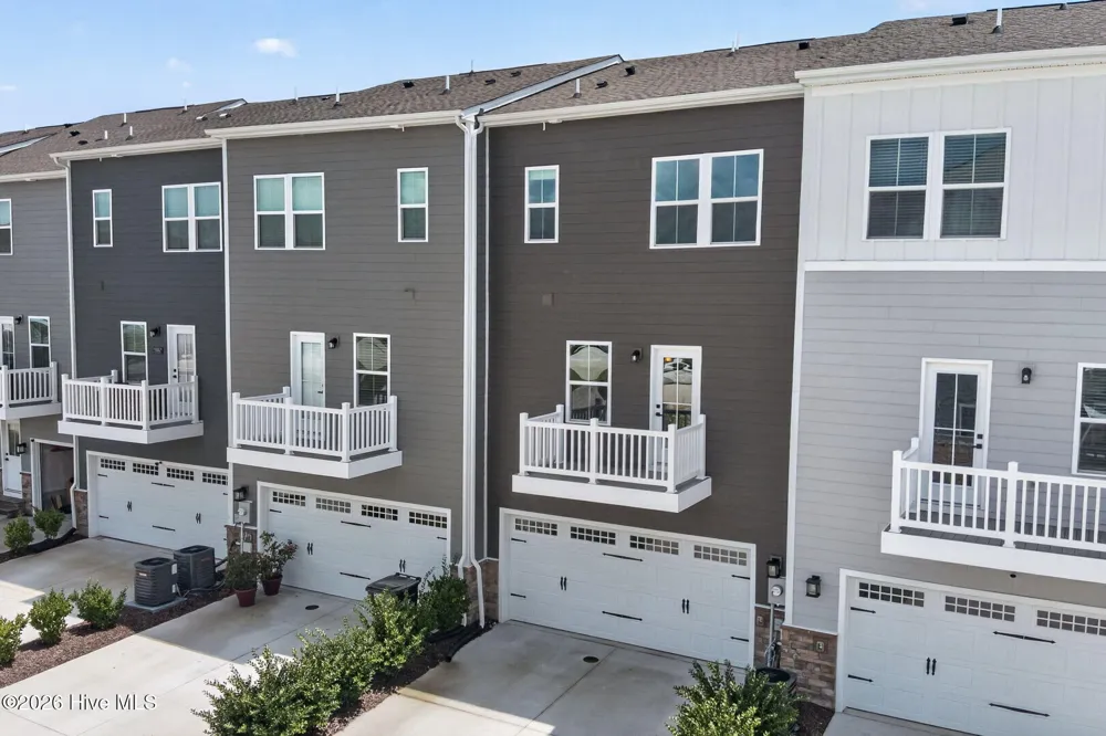 208 Fost Boulevard Moyock, NC 27958