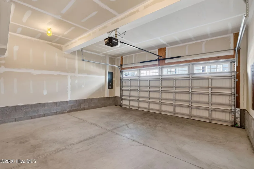 208 Fost Boulevard Moyock, NC 27958