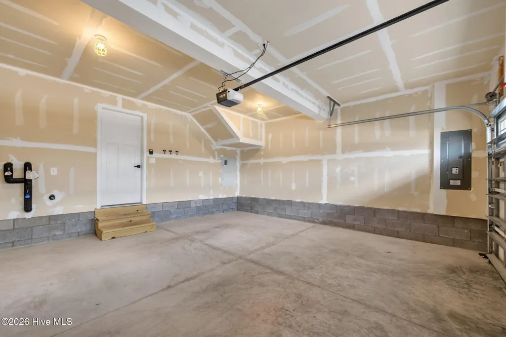 208 Fost Boulevard Moyock, NC 27958