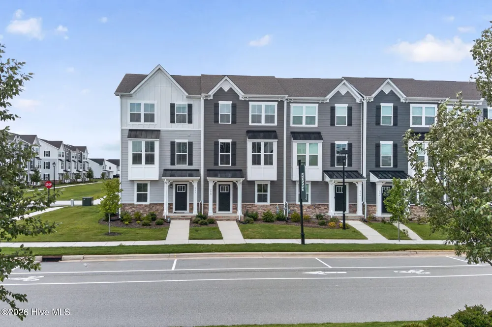 208 Fost Boulevard Moyock, NC 27958