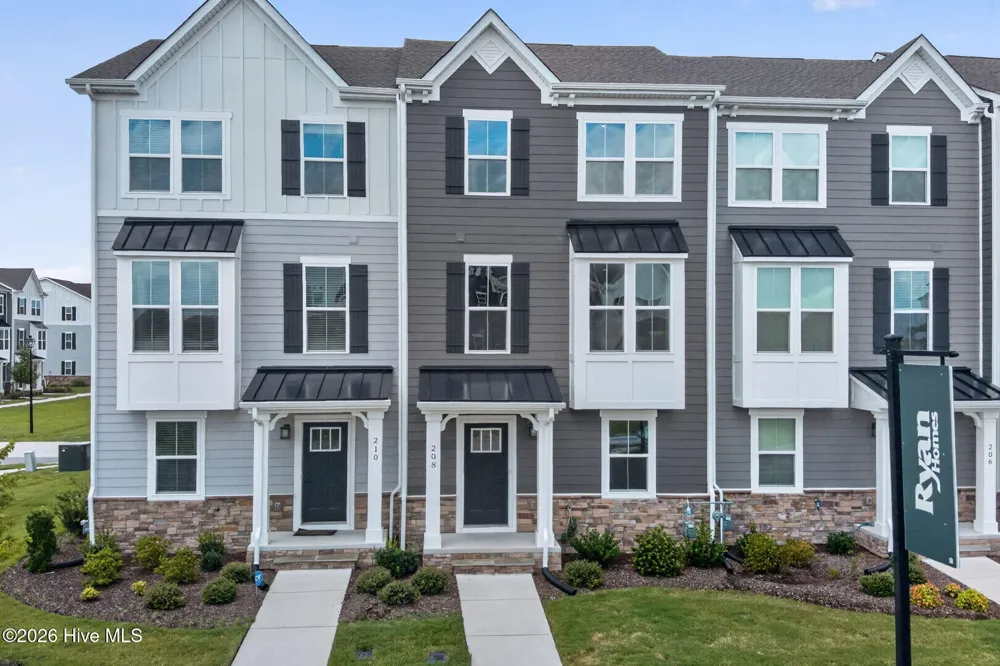 208 Fost Boulevard Moyock, NC 27958