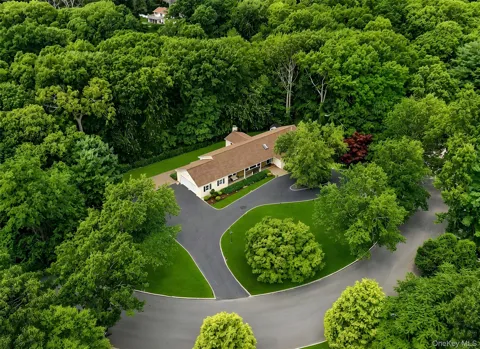 10 Williamsburg Drive