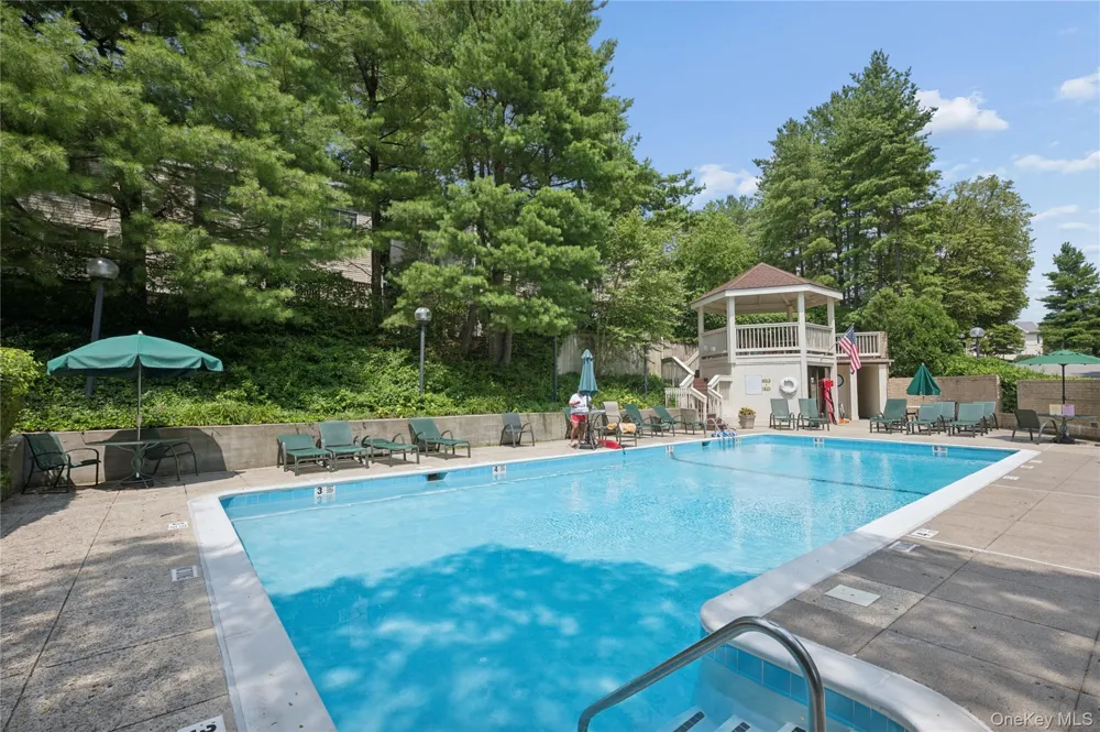 25 Rockledge Avenue #PH11 White Plains, NY 10601