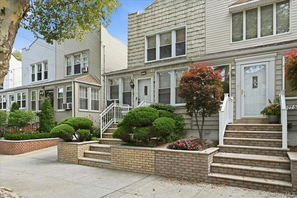 7733 79th Place Glendale, NY 11385