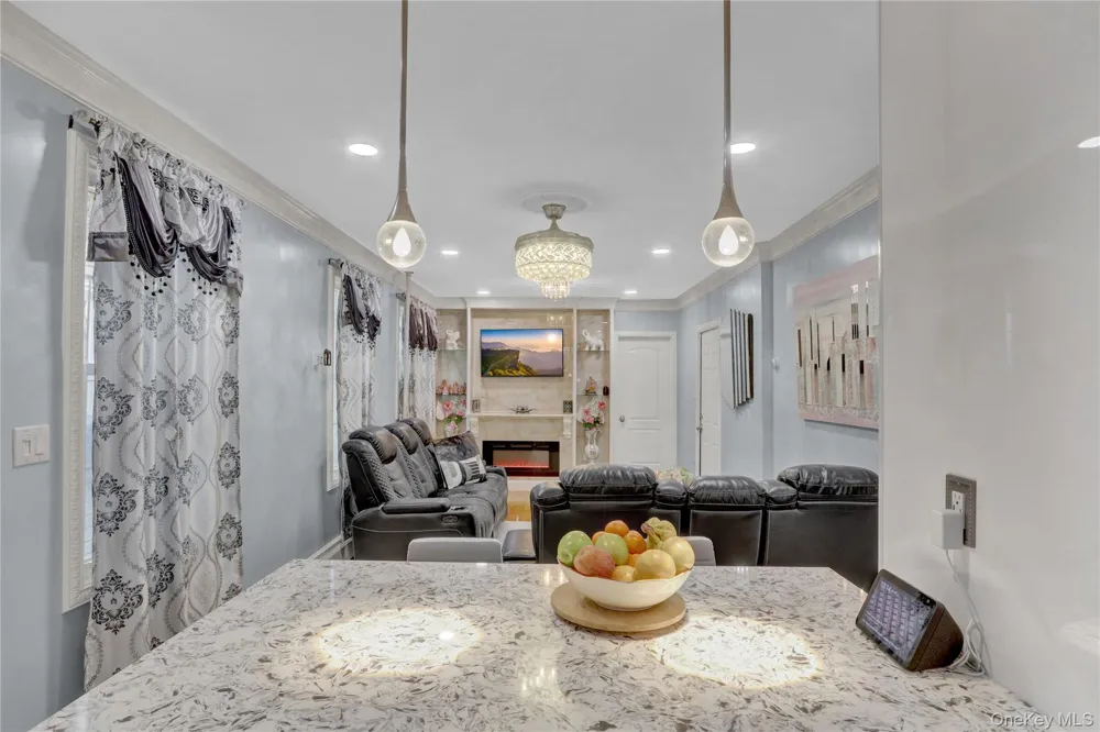 10749 117th Street Richmond Hill, NY 11419
