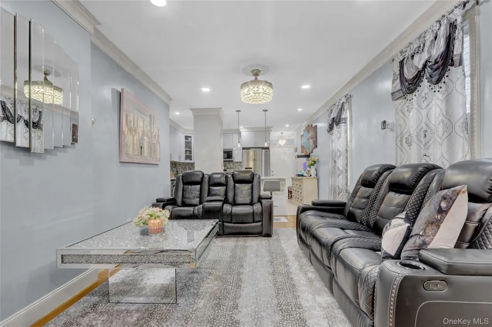 10749 117th Street Richmond Hill, NY 11419