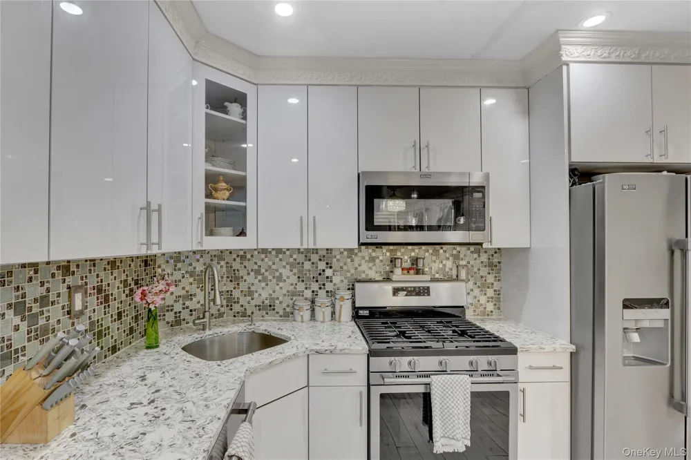 10749 117th Street Richmond Hill, NY 11419