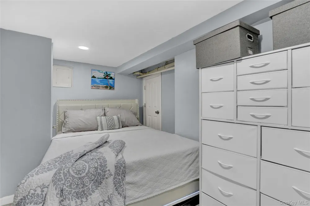 10749 117th Street Richmond Hill, NY 11419