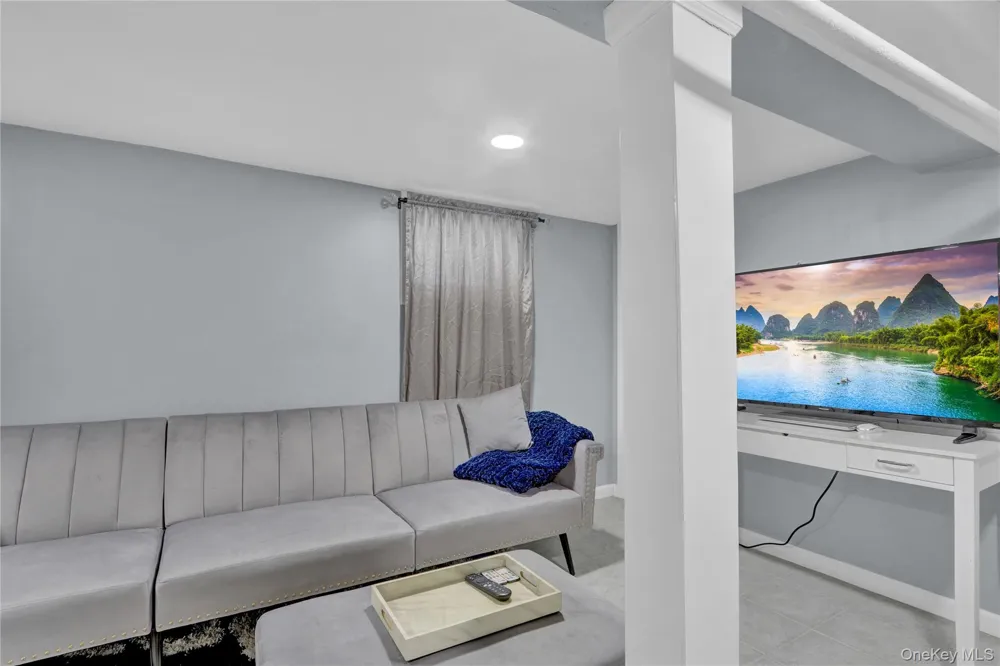 10749 117th Street Richmond Hill, NY 11419