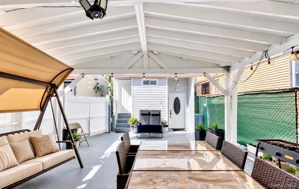 10749 117th Street Richmond Hill, NY 11419