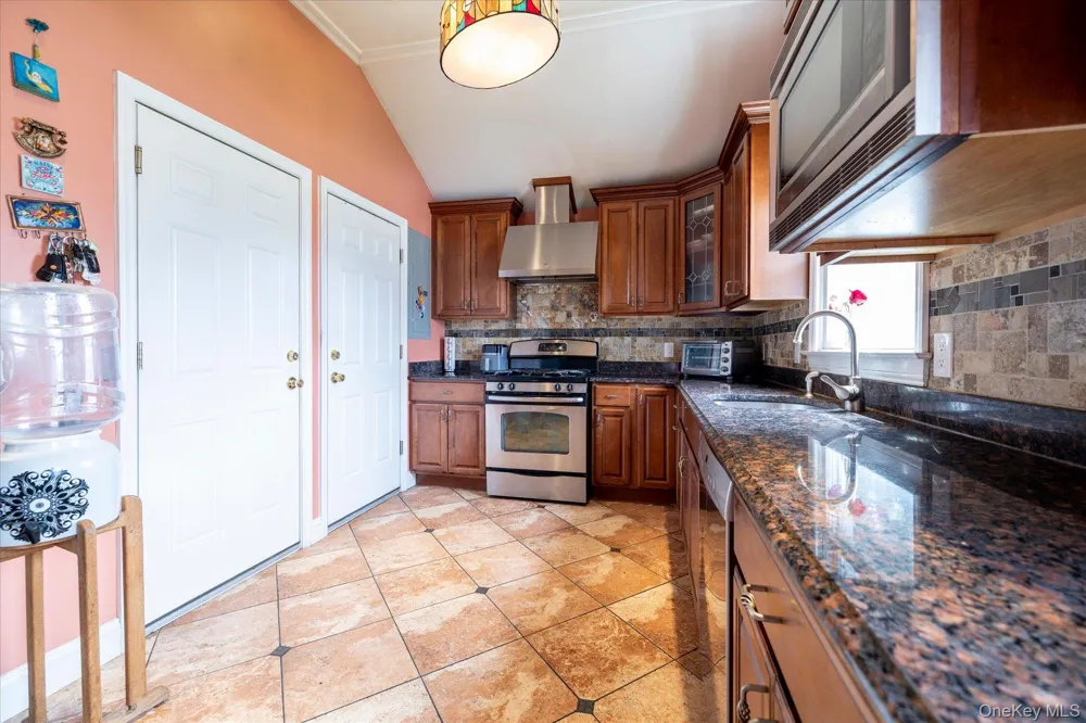3108 Royal Avenue Oceanside, NY 11572