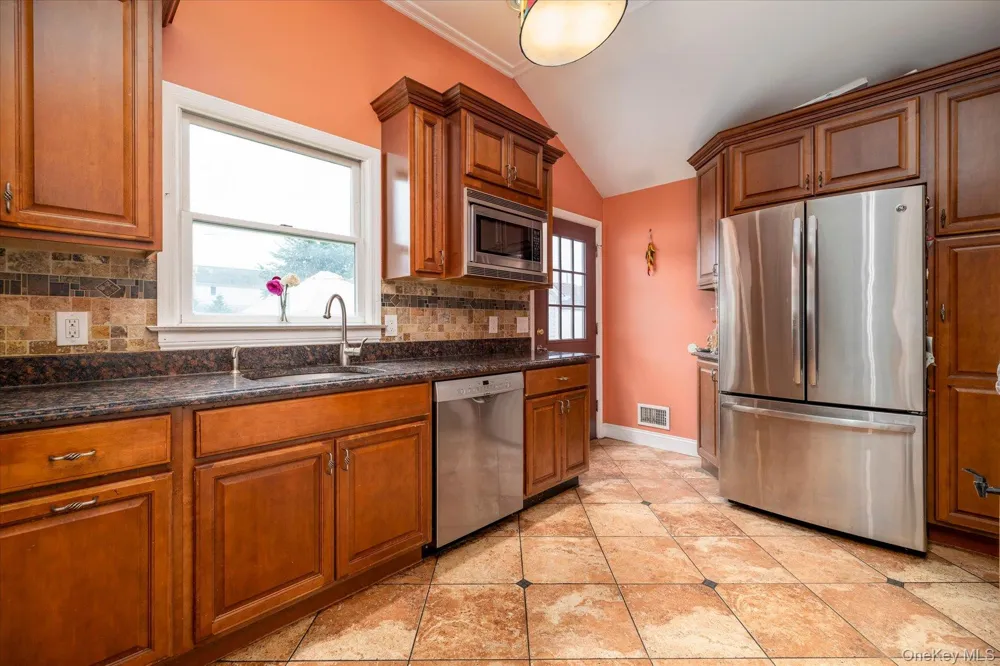 3108 Royal Avenue Oceanside, NY 11572