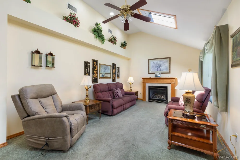 3848 Cordwood Lane Seaford, NY 11783