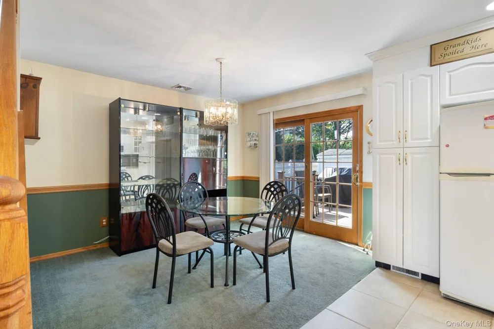 3848 Cordwood Lane Seaford, NY 11783