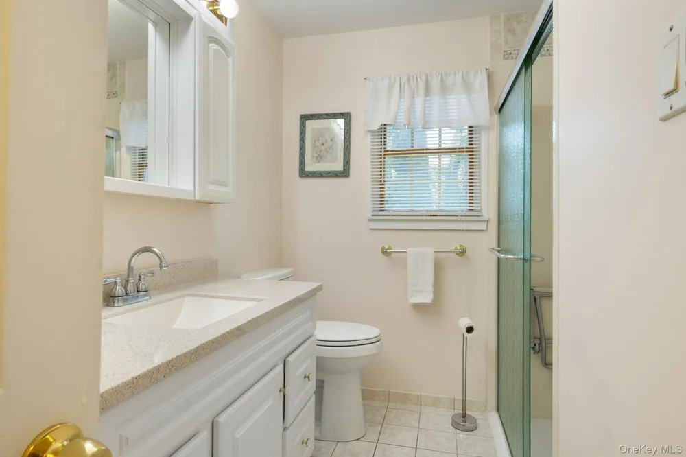 3848 Cordwood Lane Seaford, NY 11783