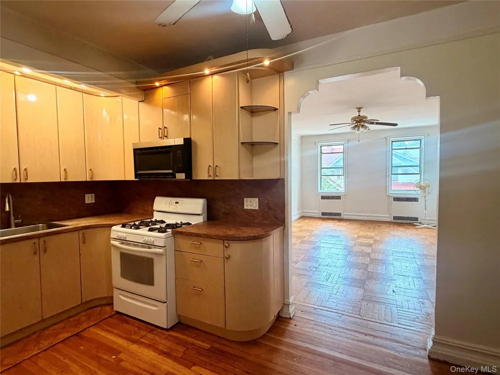 1717 Avenue #2K Brooklyn, NY 11230