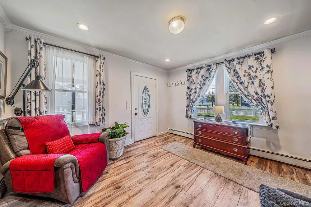 89 Avery Avenue Patchogue, NY 11772