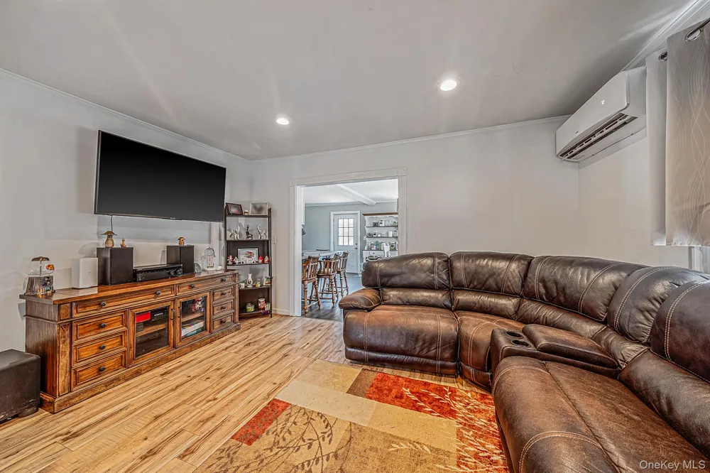 89 Avery Avenue Patchogue, NY 11772