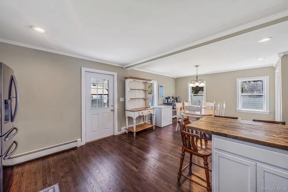 89 Avery Avenue Patchogue, NY 11772