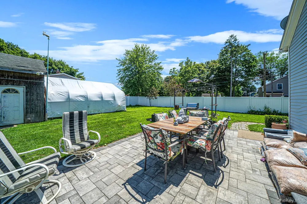 89 Avery Avenue Patchogue, NY 11772