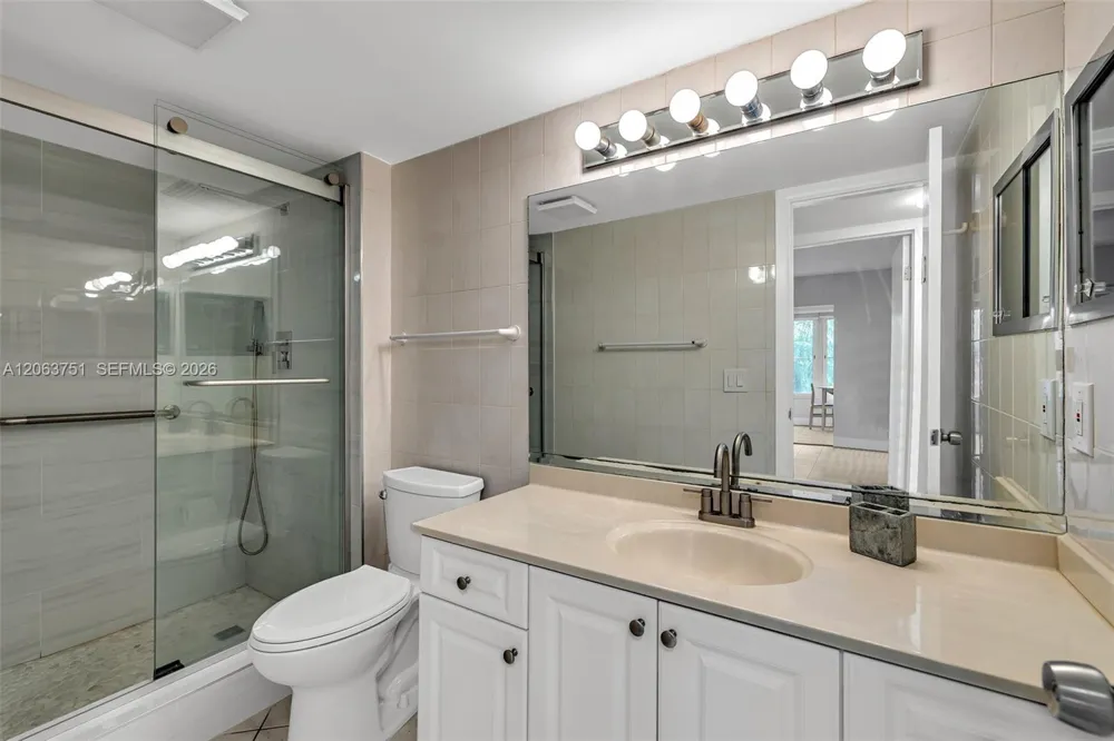 2109 Oakridge V #2109 Deerfield Beach, FL 33442