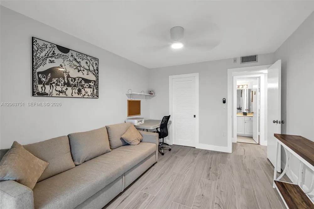 2109 Oakridge V #2109 Deerfield Beach, FL 33442