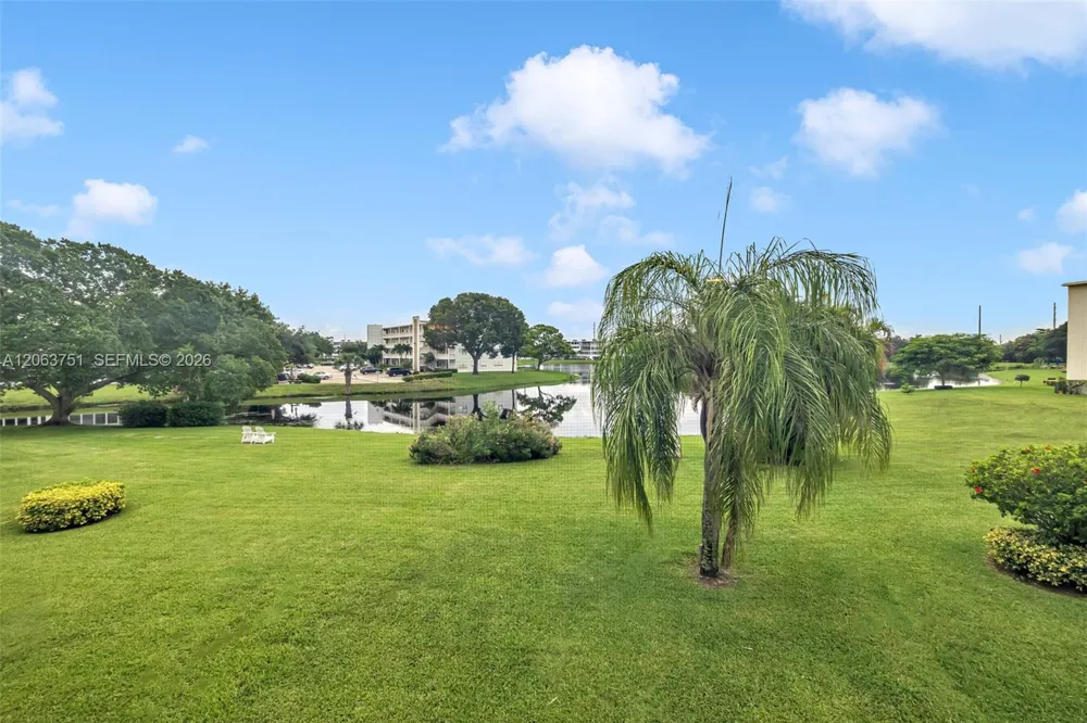 2109 Oakridge V #2109 Deerfield Beach, FL 33442