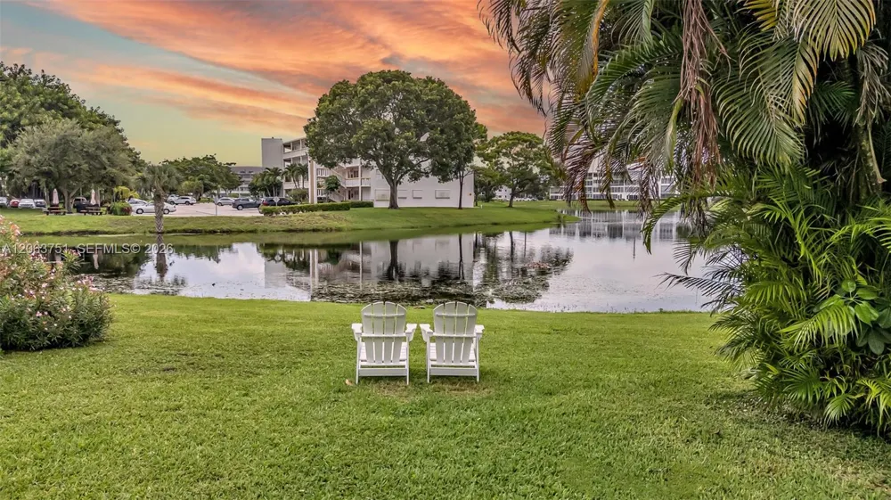 2109 Oakridge V #2109 Deerfield Beach, FL 33442