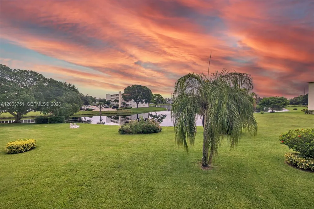 2109 Oakridge V #2109 Deerfield Beach, FL 33442