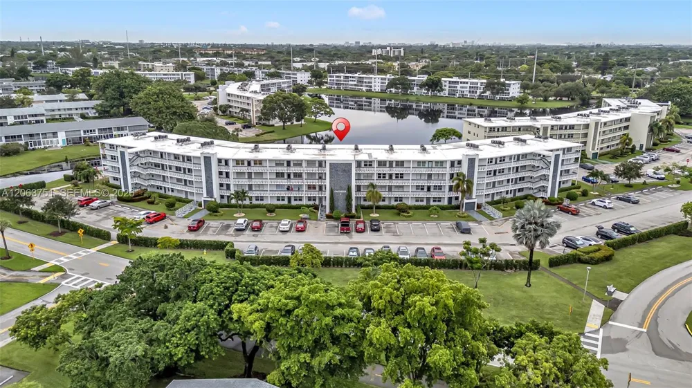 2109 Oakridge V #2109 Deerfield Beach, FL 33442