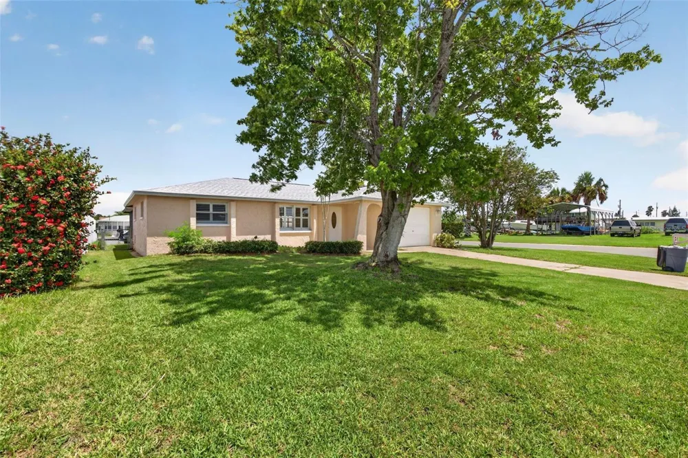 13224 NEPTUNE DRIVE Hudson, FL 34667