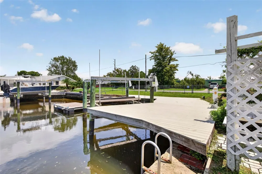 13224 NEPTUNE DRIVE Hudson, FL 34667