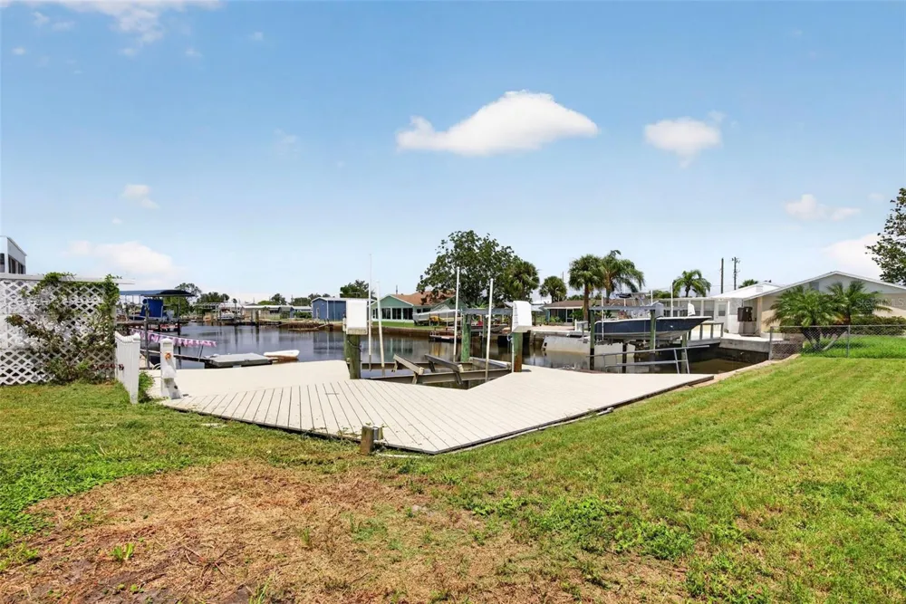 13224 NEPTUNE DRIVE Hudson, FL 34667