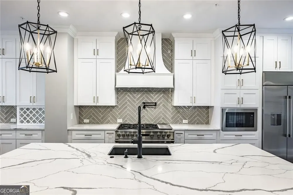 12043 Orchid LN Alpharetta, GA 30009