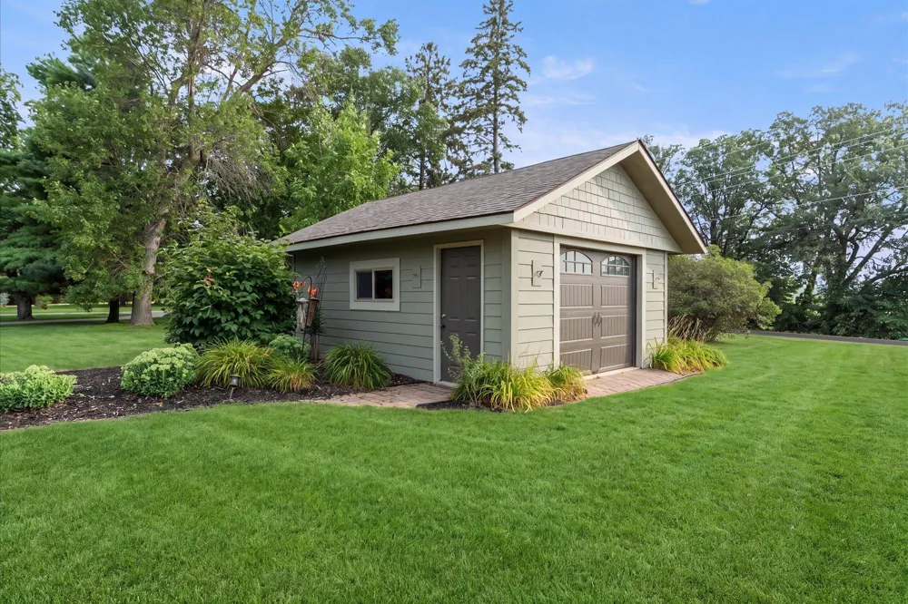 22617 Hole In The Day Drive Nisswa, MN 56468