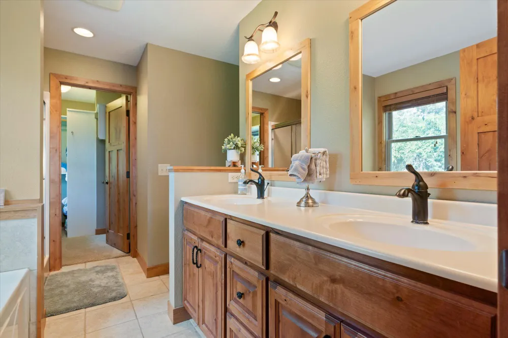 22617 Hole In The Day Drive Nisswa, MN 56468