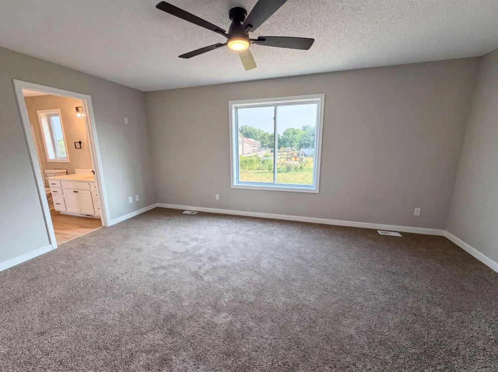 2197 11th Avenue SE Cambridge, MN 55008