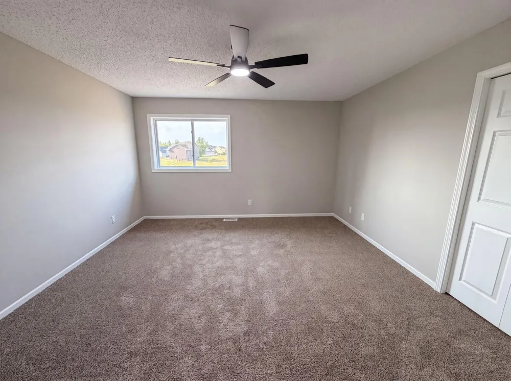 2197 11th Avenue SE Cambridge, MN 55008
