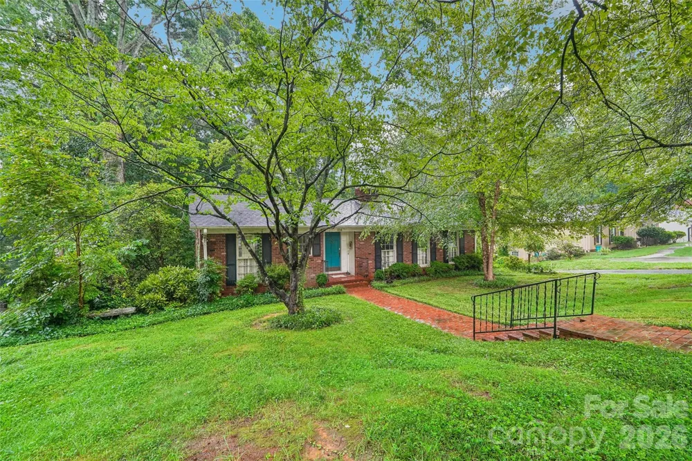 514 Lakeside Drive Statesville, NC 28677