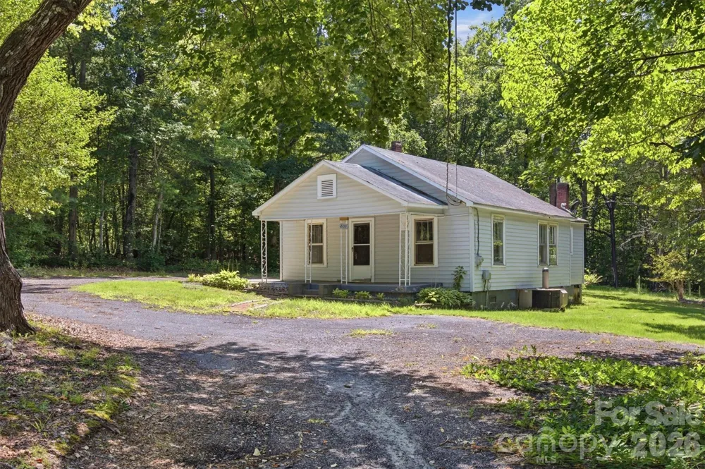 2155 Pa Jolly Lane Granite Falls, NC 28630