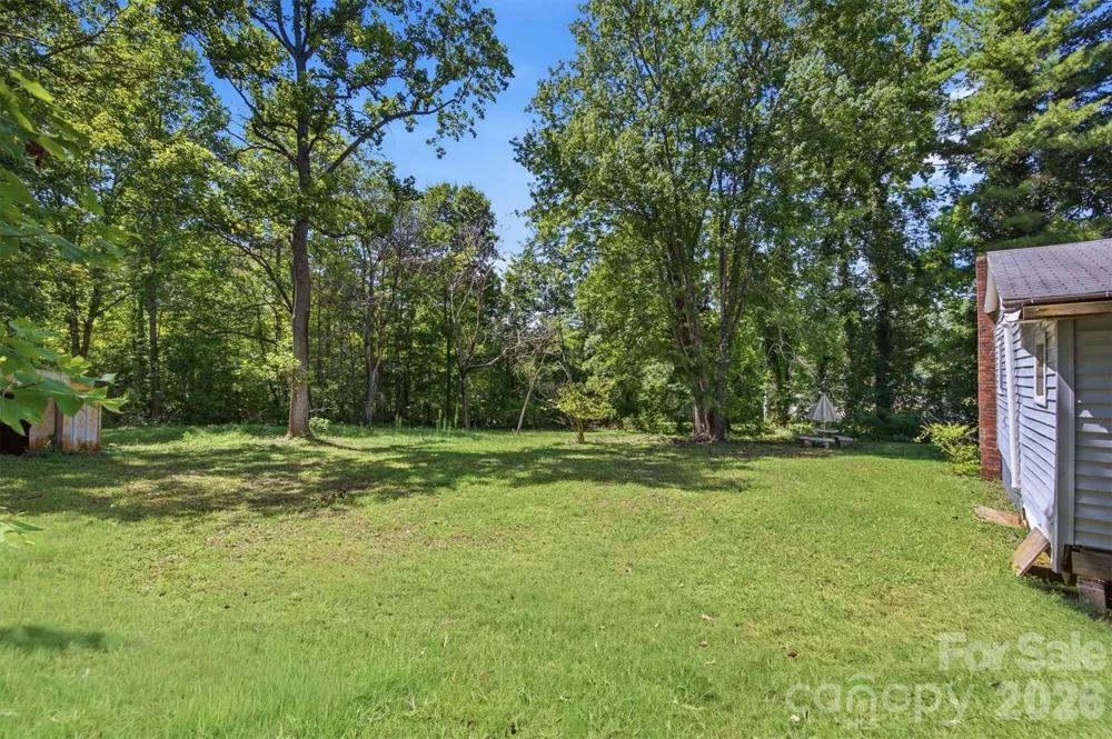 2155 Pa Jolly Lane Granite Falls, NC 28630