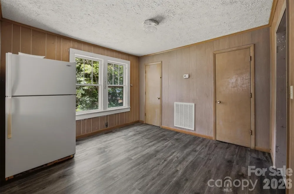 2155 Pa Jolly Lane Granite Falls, NC 28630