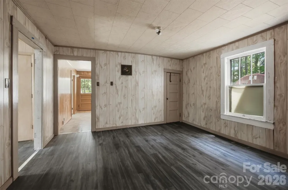 2155 Pa Jolly Lane Granite Falls, NC 28630