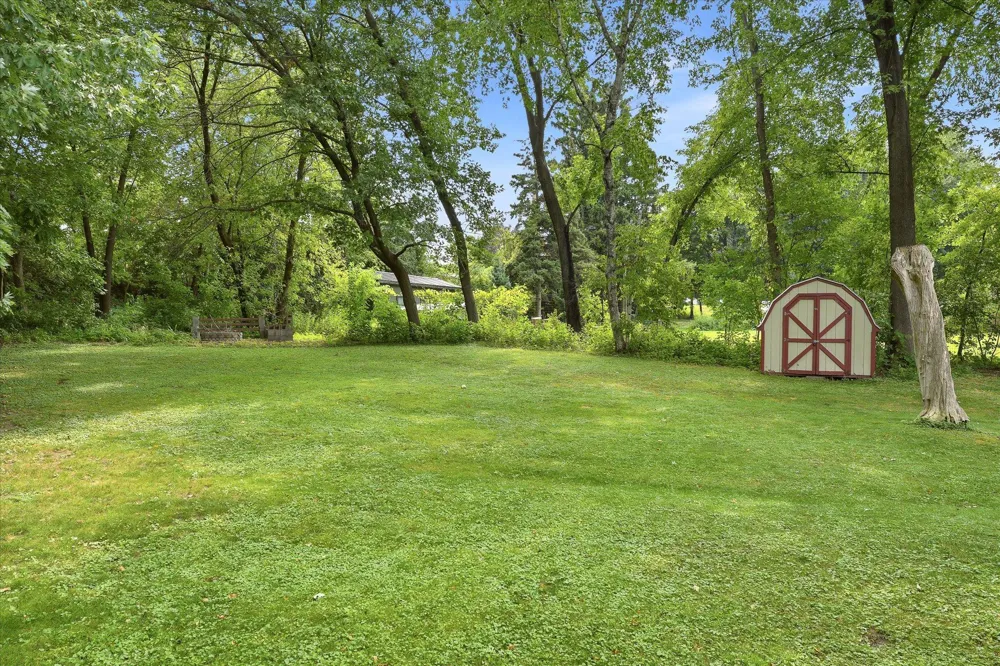 1930 55th Street Court E Inver Grove Heights, MN 55077