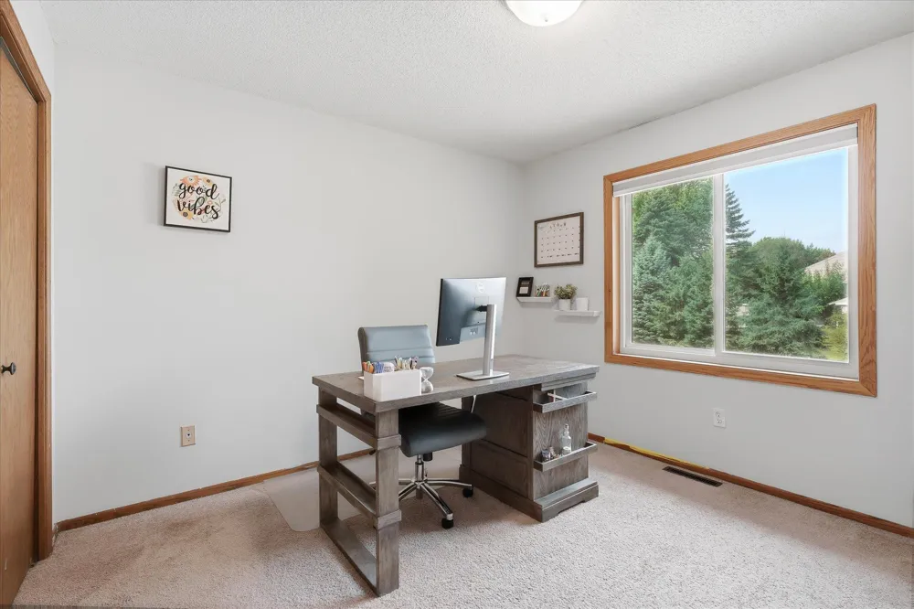 1930 55th Street Court E Inver Grove Heights, MN 55077