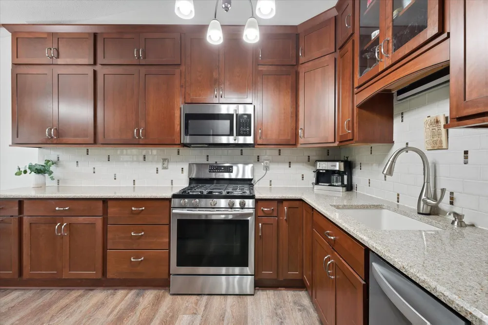 1930 55th Street Court E Inver Grove Heights, MN 55077